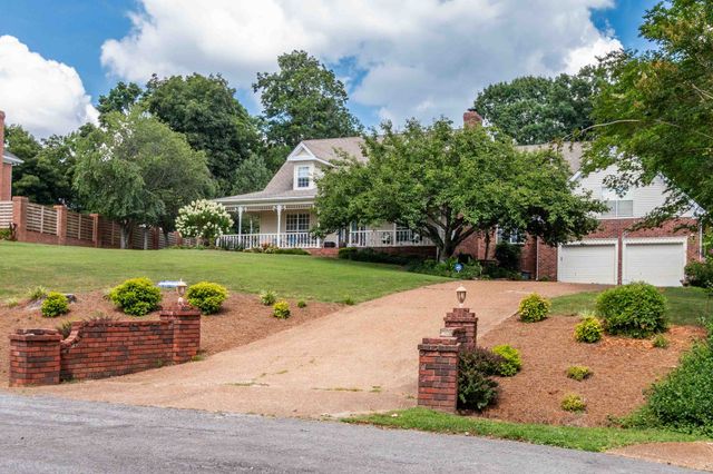 133 Baldridge Dr, Cottontown, TN 37048