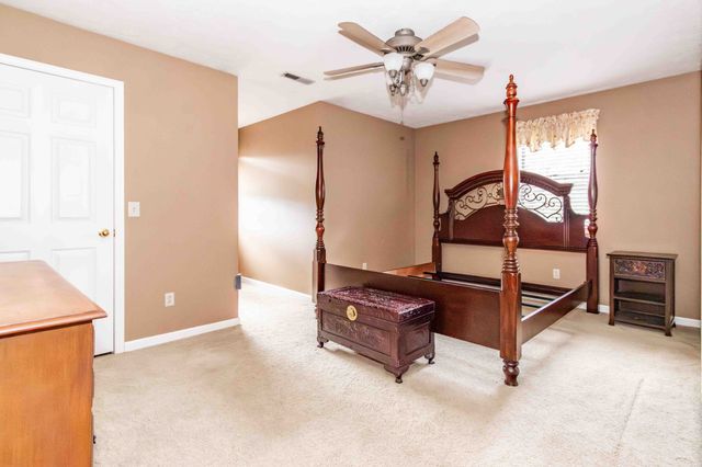 133 Baldridge Dr, Cottontown, TN 37048