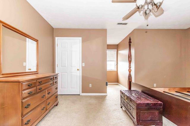 133 Baldridge Dr, Cottontown, TN 37048