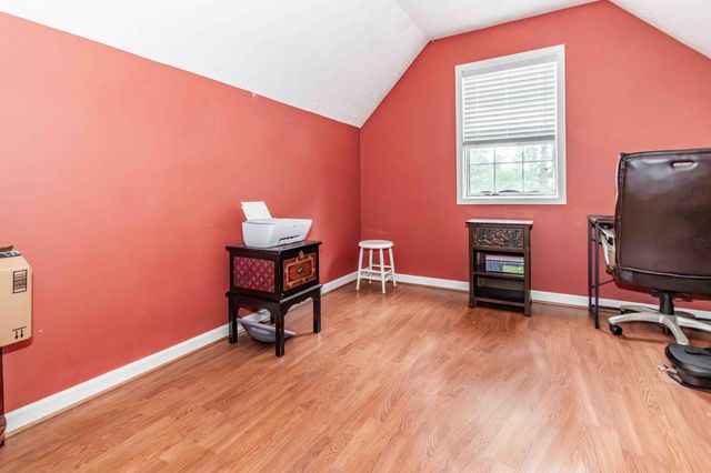 133 Baldridge Dr, Cottontown, TN 37048