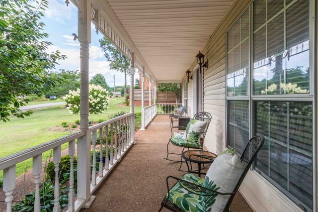 133 Baldridge Dr, Cottontown, TN 37048