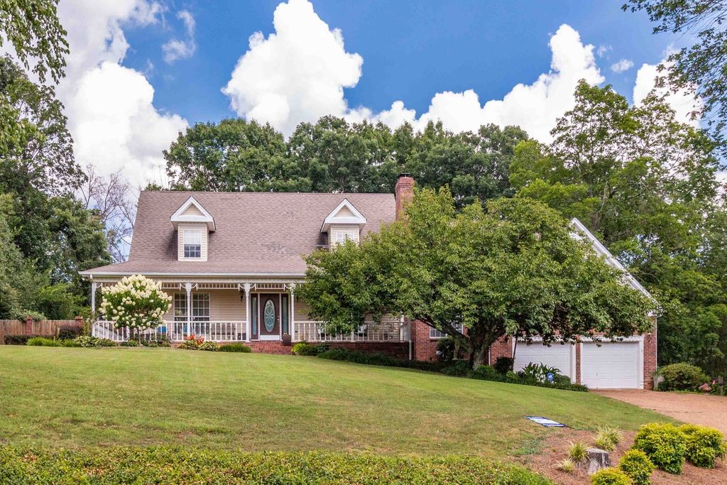 133 Baldridge Dr, Cottontown, TN 37048