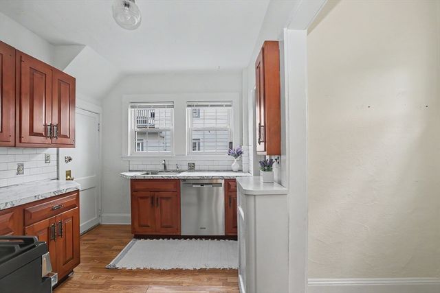 111 Montclair Ave, Boston, MA 02132