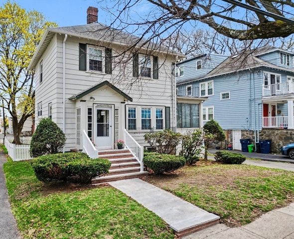 111 Montclair Ave, Boston, MA 02132