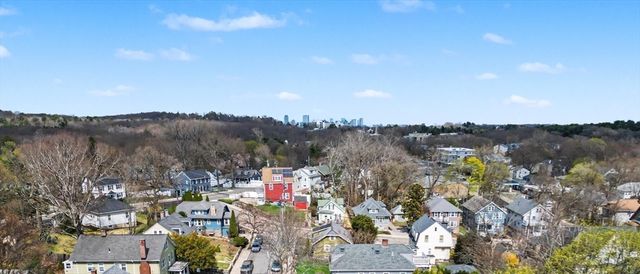 111 Montclair Ave, Boston, MA 02132