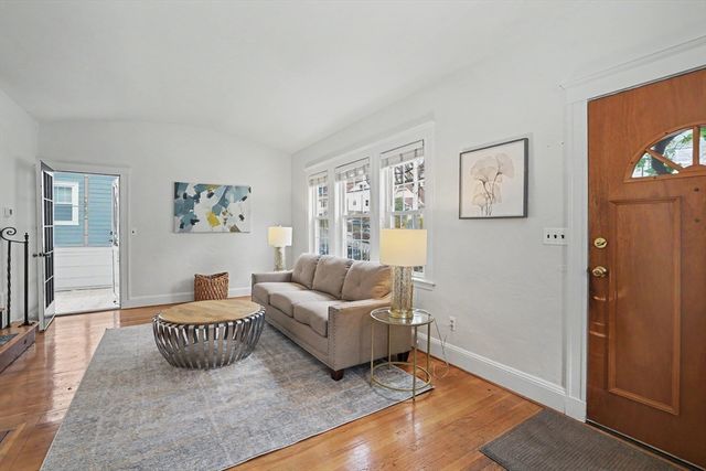 111 Montclair Ave, Boston, MA 02132