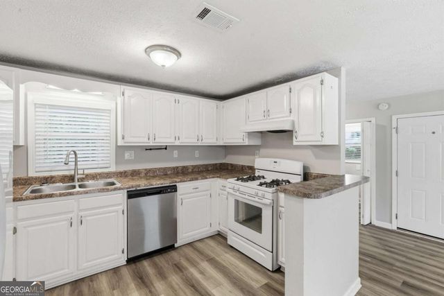620 Smithstone Road SE, Marietta, GA 30067