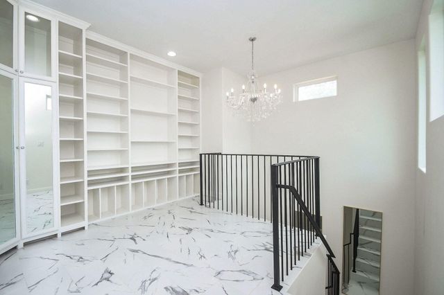 422 Mignon Lane, Houston, TX 77024