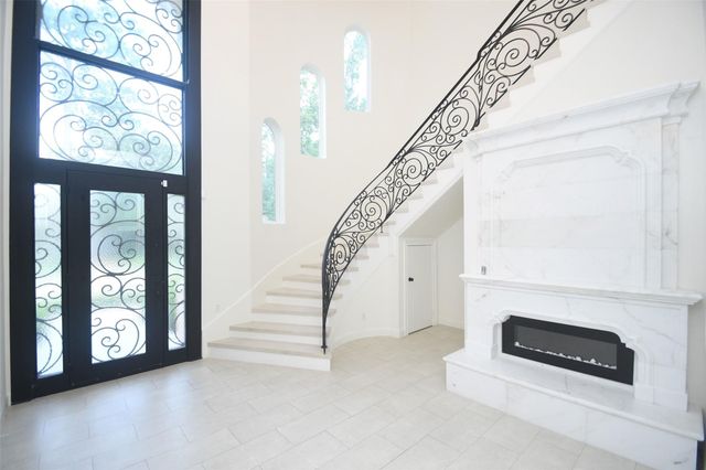 422 Mignon Lane, Houston, TX 77024