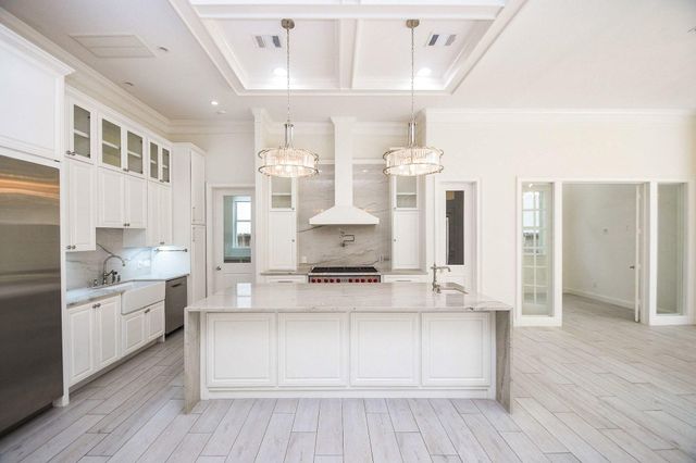 422 Mignon Lane, Houston, TX 77024