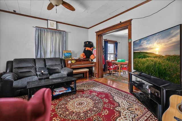 803 Randolph Street, Waterloo, IA 50702
