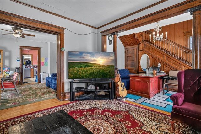 803 Randolph Street, Waterloo, IA 50702