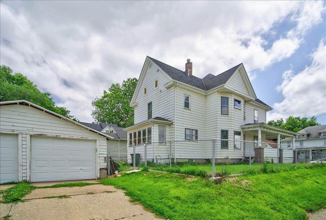 803 Randolph Street, Waterloo, IA 50702