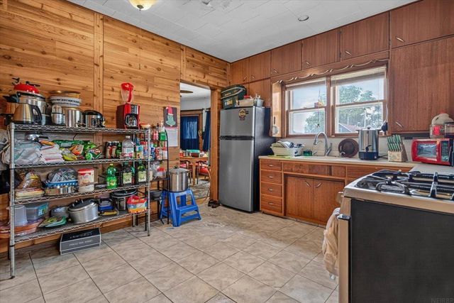 803 Randolph Street, Waterloo, IA 50702