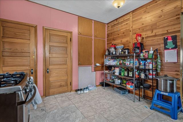 803 Randolph Street, Waterloo, IA 50702