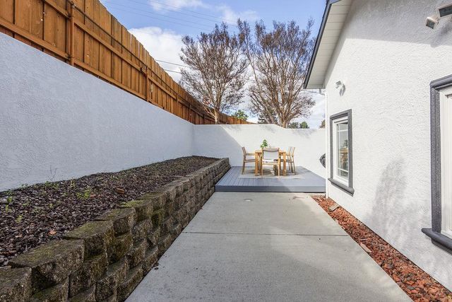 3455 Dover Road, Redwood City, CA 94061