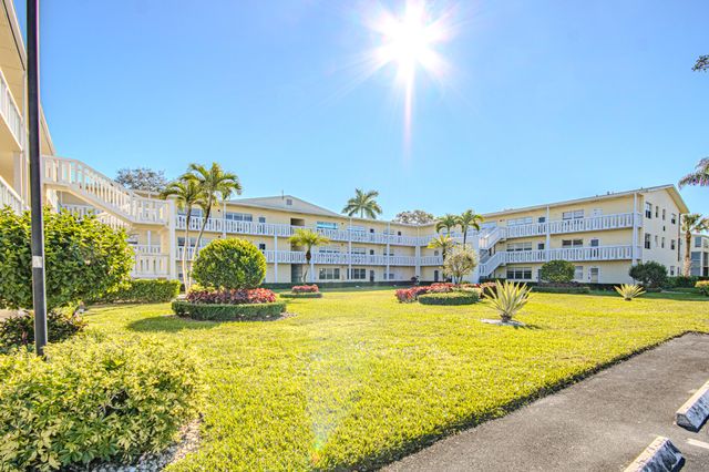 15 Dorset A, Boca Raton, FL 33434