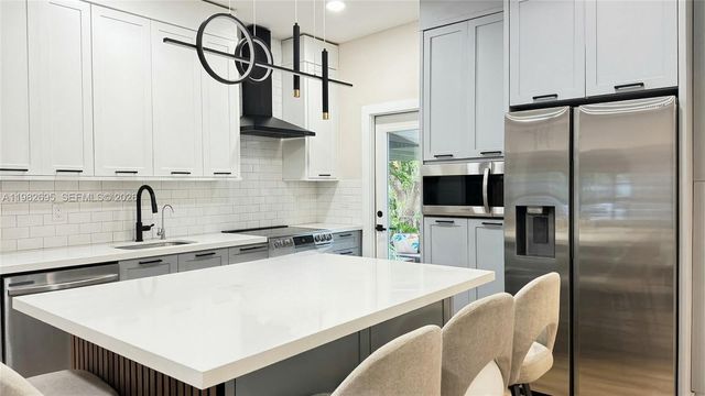 13900 NE 16th Court, North Miami, FL 33181