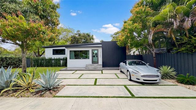 13900 NE 16th Court, North Miami, FL 33181