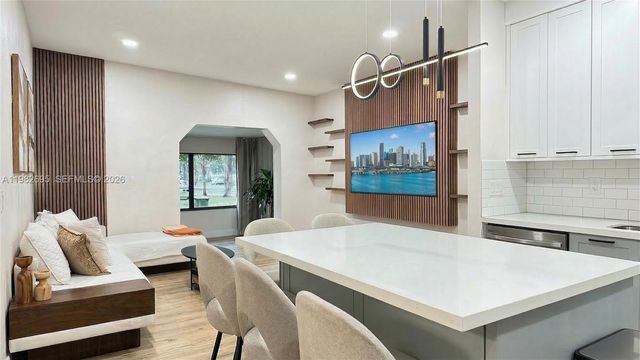 13900 NE 16th Court, North Miami, FL 33181