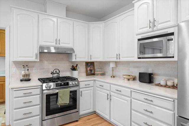 747 Eastridge Drive, Medford, OR 97504