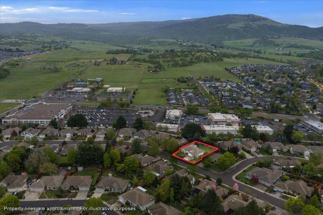 747 Eastridge Drive, Medford, OR 97504