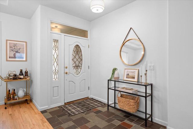 747 Eastridge Drive, Medford, OR 97504