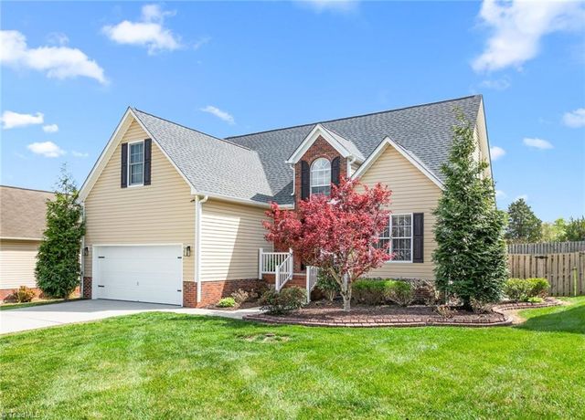 108 Brightleaf Court, Archdale, NC 27263