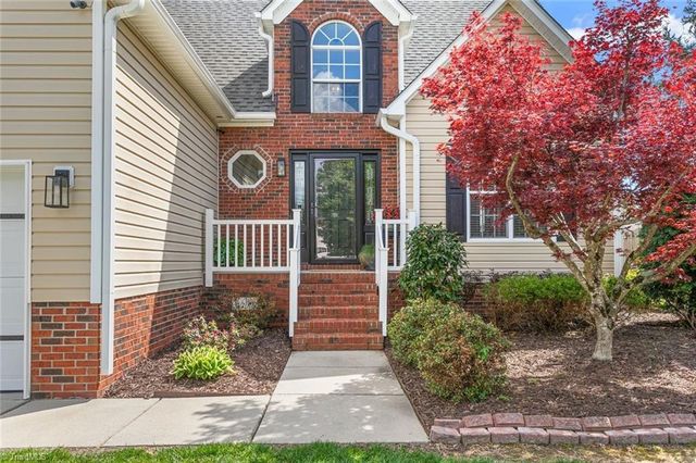 108 Brightleaf Court, Archdale, NC 27263