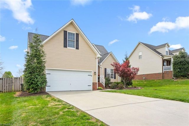108 Brightleaf Court, Archdale, NC 27263