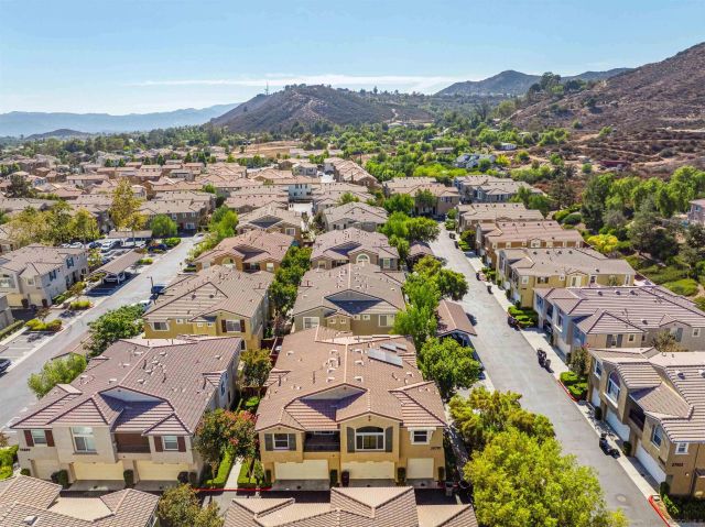 35797 Springvale 2, Murrieta, CA 92562