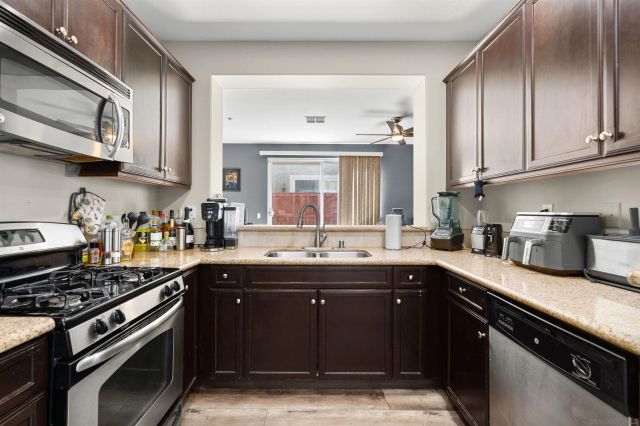 35797 Springvale 2, Murrieta, CA 92562