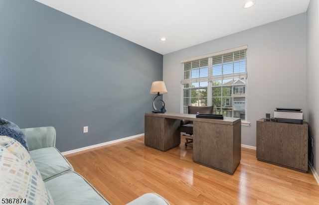 42 Pony Lane, Raritan Twp., NJ 08822