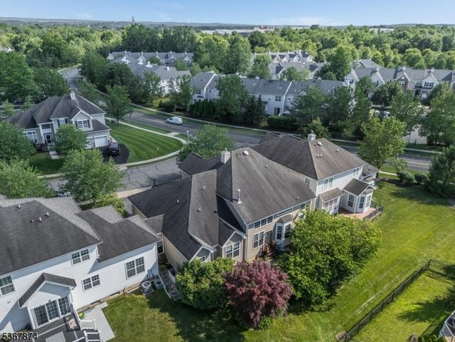 42 Pony Lane, Raritan Twp., NJ 08822