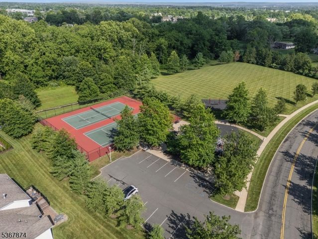 42 Pony Lane, Raritan Twp., NJ 08822