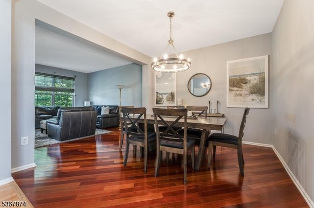 42 Pony Lane, Raritan Twp., NJ 08822