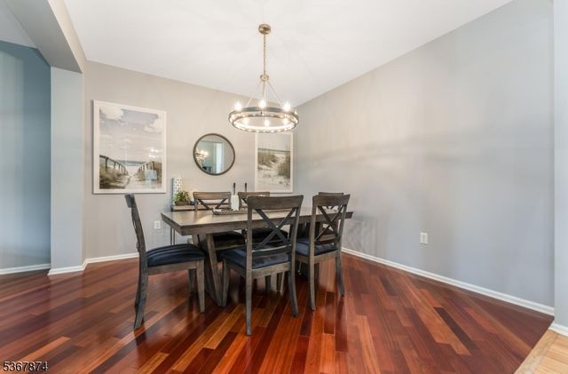 42 Pony Lane, Raritan Twp., NJ 08822