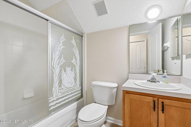 1916 VISTA LAKES Drive, Fleming Island, FL 32003