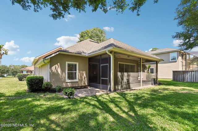 1916 VISTA LAKES Drive, Fleming Island, FL 32003
