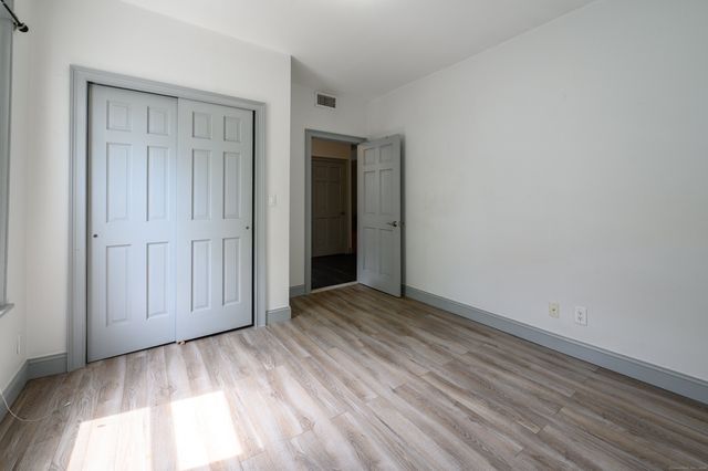 54 Mechanic Street 2nd floor, New Haven, CT 06511
