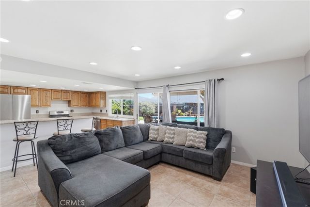 15626 Poppyseed, Canyon Country, CA 91387