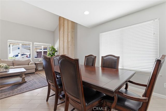 15626 Poppyseed, Canyon Country, CA 91387