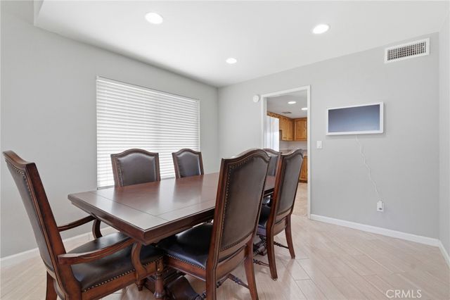 15626 Poppyseed, Canyon Country, CA 91387