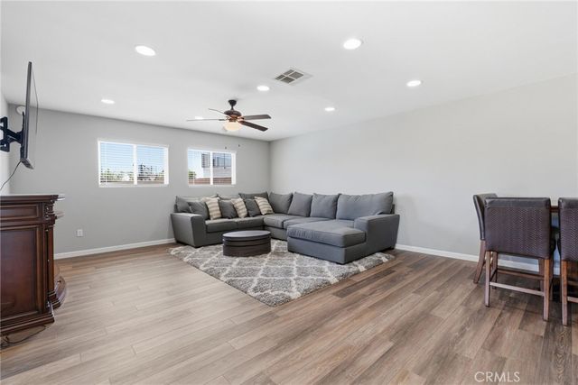 15626 Poppyseed, Canyon Country, CA 91387