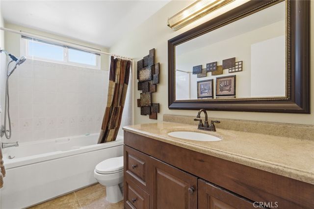 15626 Poppyseed, Canyon Country, CA 91387