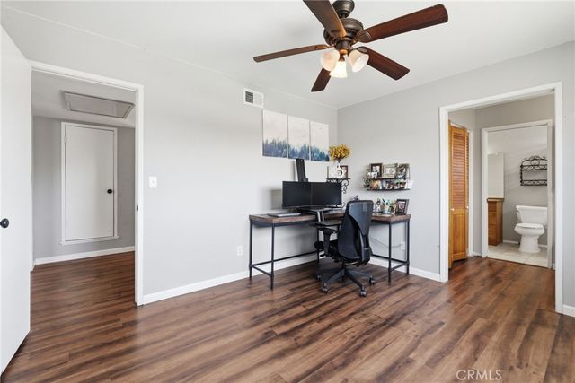 15626 Poppyseed, Canyon Country, CA 91387
