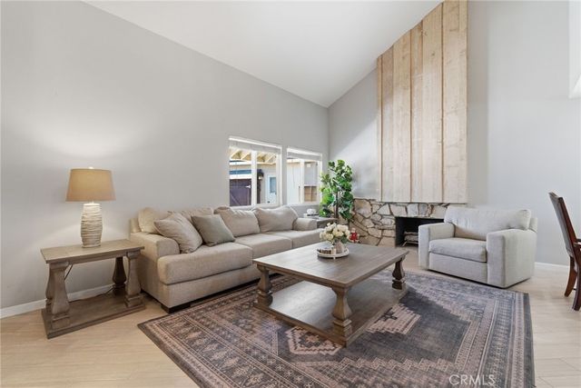 15626 Poppyseed, Canyon Country, CA 91387