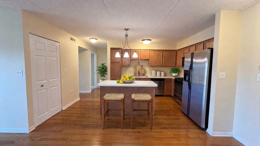 6759 W Forest Preserve Avenue 306, Chicago, IL 60634 — photo 3