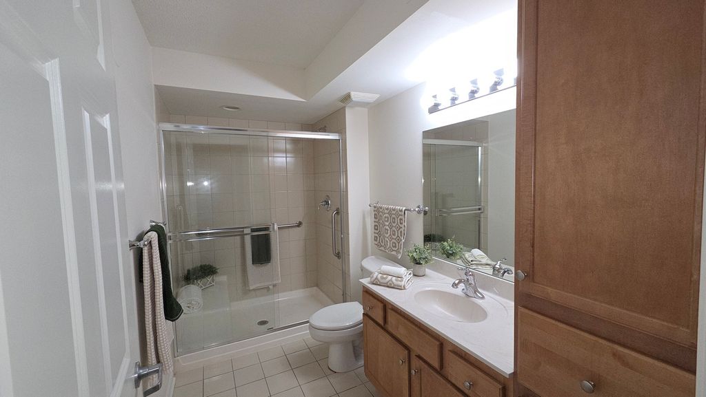 6759 W Forest Preserve Avenue 306, Chicago, IL 60634 — photo 5