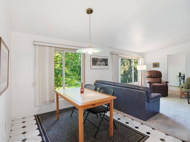 1245 Derby Road 7, Birmingham, MI 48009